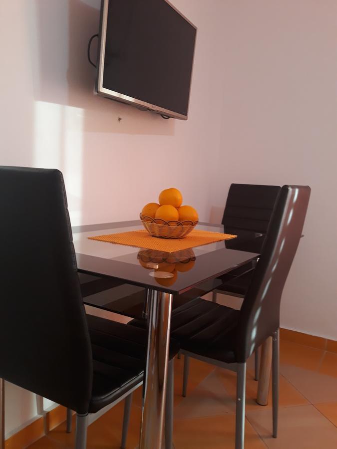 Apartments Aza Dobra Voda Eksteriør billede